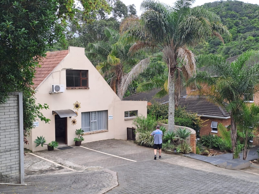 10 Bedroom Property for Sale in Dorchester Heights Eastern Cape